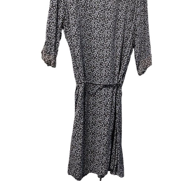 VICTORIA’S SECRET Lightweight Shirt Dress with Buttons - Picture 7 of 8